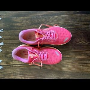 Brooks Ghost 12 size 9